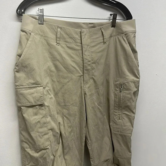 Athleta Trekkie Utility Cargo Pant Pants Elastic Waist Ecru Beige Tan Size 14 - Picture 7 of 12